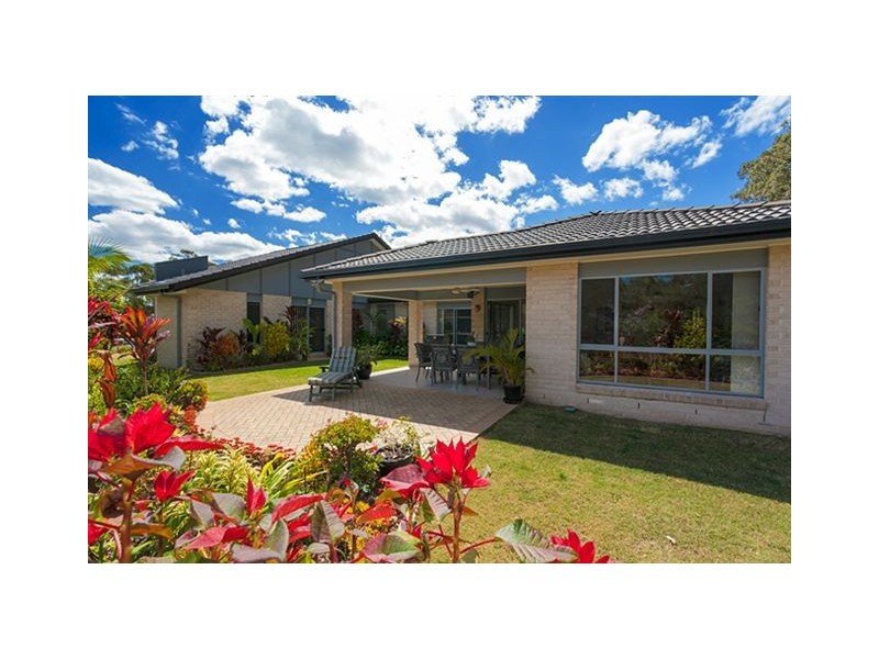11 Whistler Way, Pomona QLD 4568