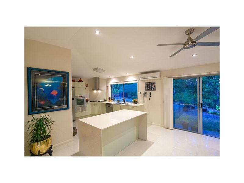 11 Whistler Way, Pomona QLD 4568