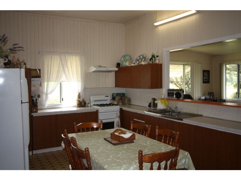 14 Sankeys Road, Pomona QLD 4568