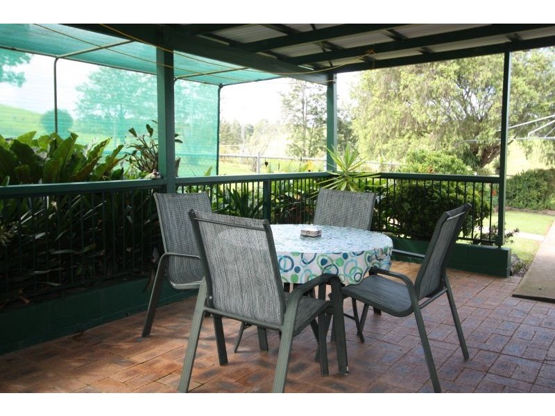 14 Sankeys Road, Pomona QLD 4568