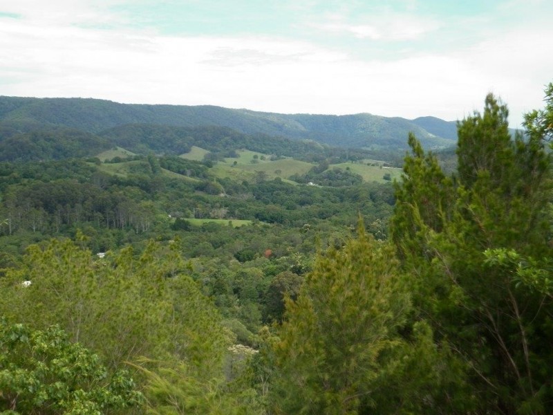 81 Moffat Road, Kin Kin QLD 4571