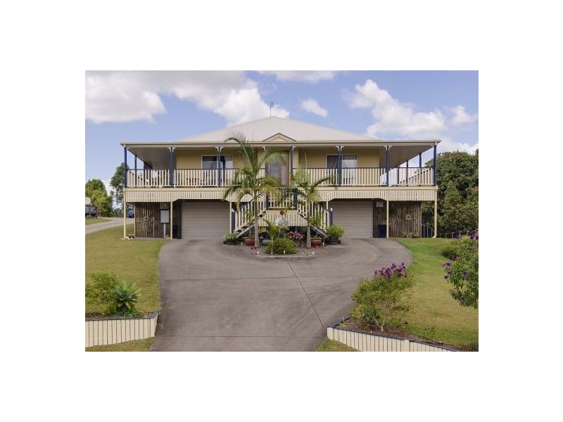 33 Kensington Drive, Cooroy QLD 4563