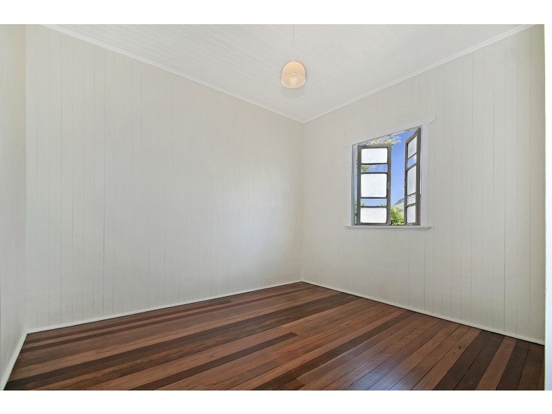 7 Queen Street, Cooran QLD 4569