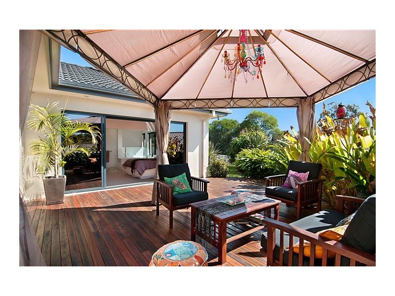 6 Viola Place, Cooroy QLD 4563