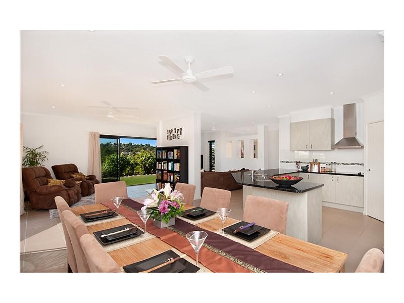 6 Viola Place, Cooroy QLD 4563