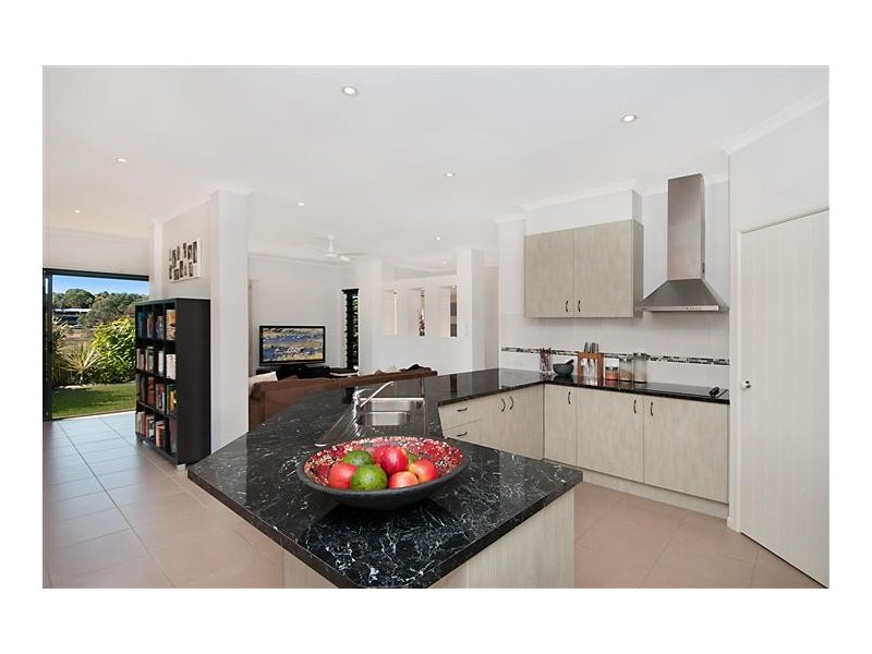 6 Viola Place, Cooroy QLD 4563