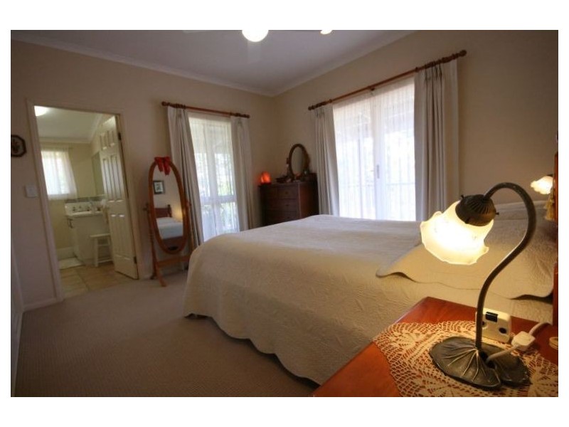 98 Cudgerie Drive, Cooroy QLD 4563