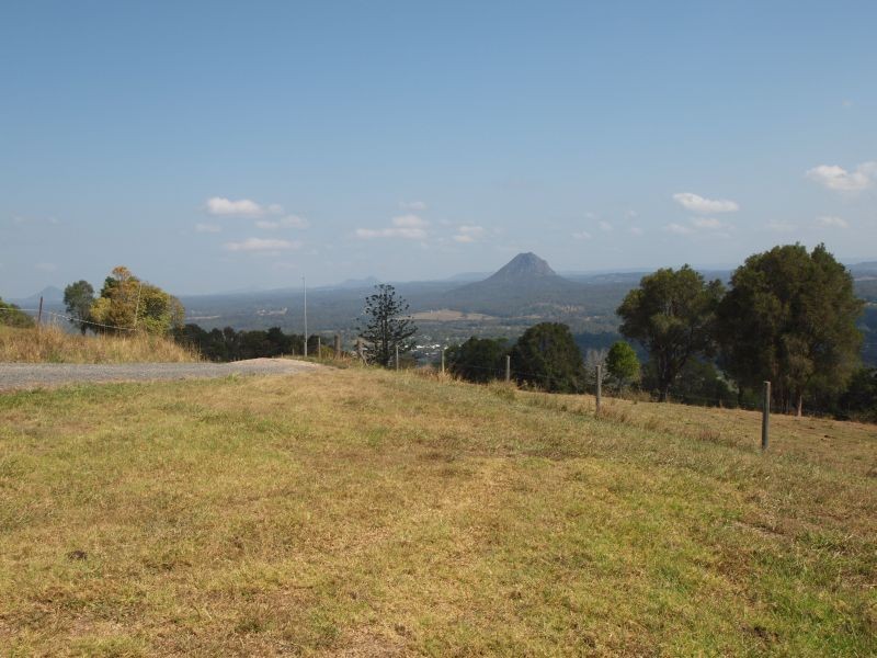 303 Tablelands Road, Cooran QLD 4569
