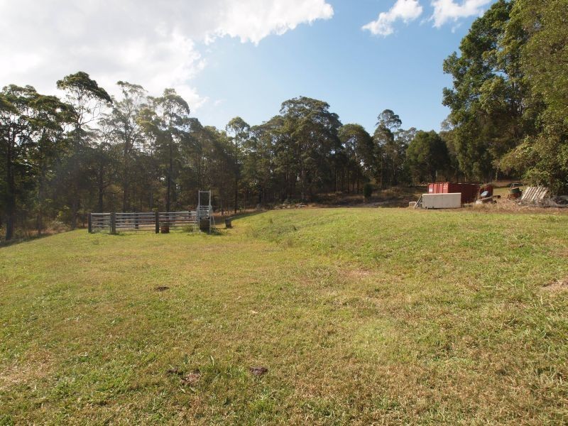 303 Tablelands Road, Cooran QLD 4569