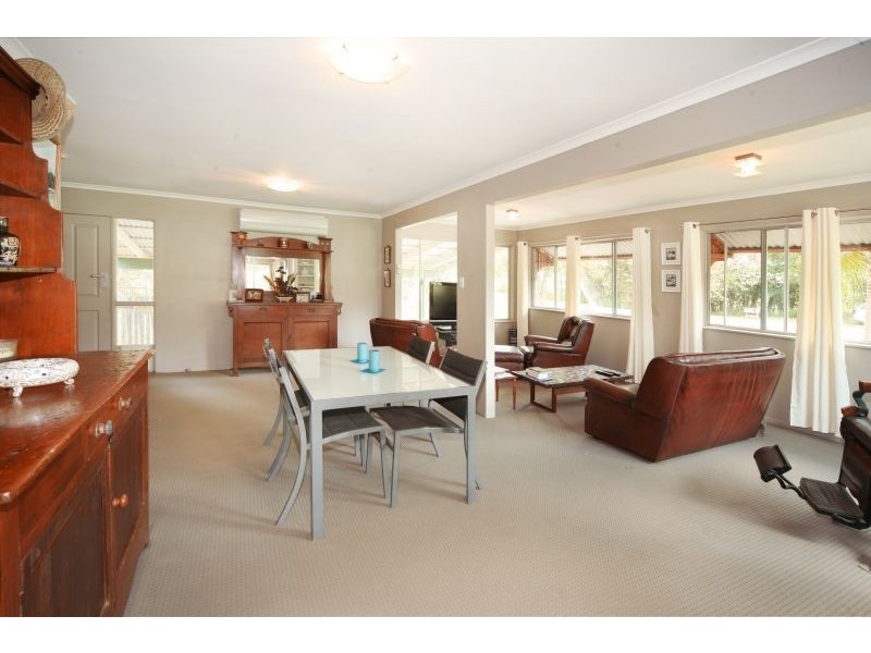 16 Church Street, Pomona QLD 4568