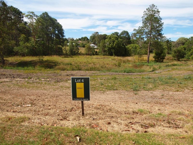 25 Memorial Ave, Pomona QLD 4568