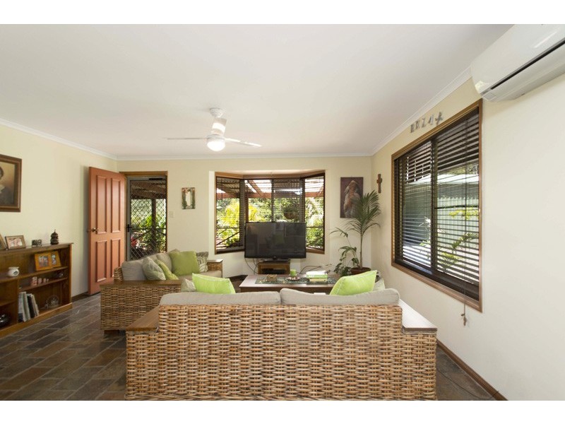 18 Kelly Court, Cooroy QLD 4563