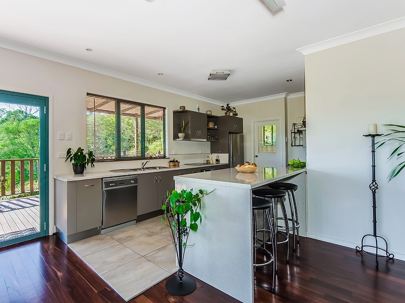 96 Evans Road, Cooroy QLD 4563
