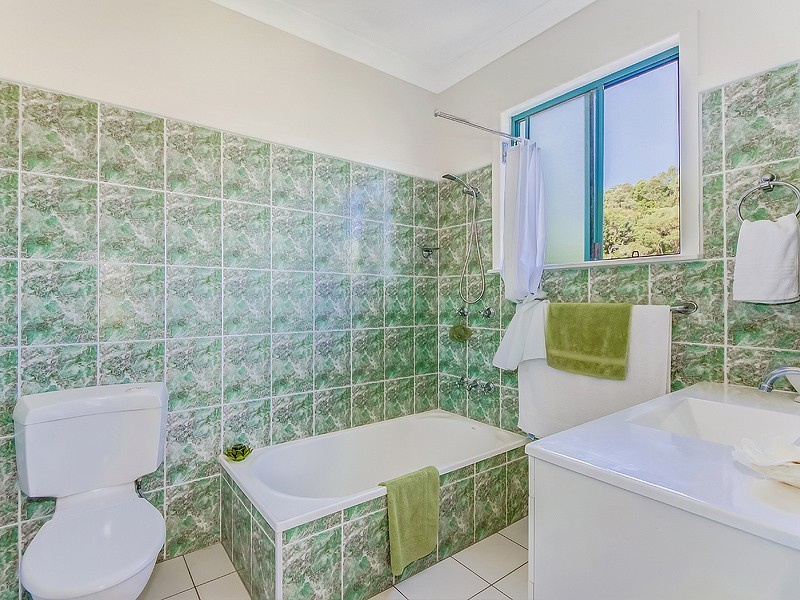 96 Evans Road, Cooroy QLD 4563