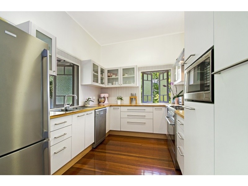 11 Crystal Street, Cooroy QLD 4563