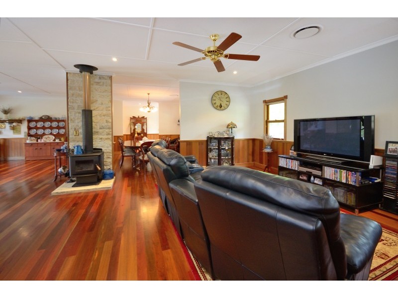 10 Flooded Gum Place, Cooroy QLD 4563