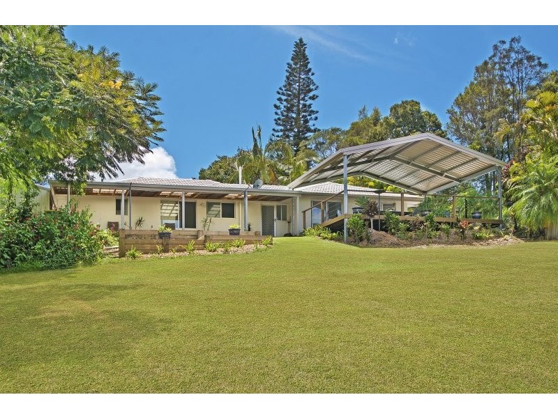 7 Pine Tree Drive, Cooroy QLD 4563