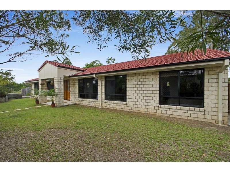 24 Tanderra Drive, Cooran QLD 4569