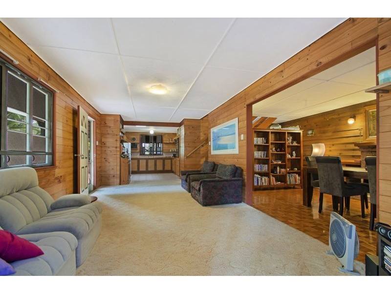 1085 Louis Bazzo Drive, Cootharaba QLD 4565