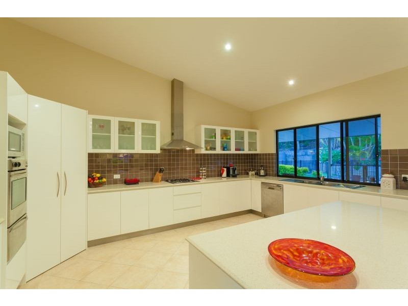 27 Flooded Gum Place, Black Mountain QLD 4563