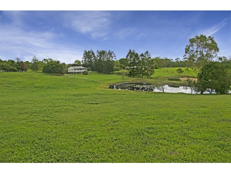 183 Ocean View Road, Cooroy QLD 4563