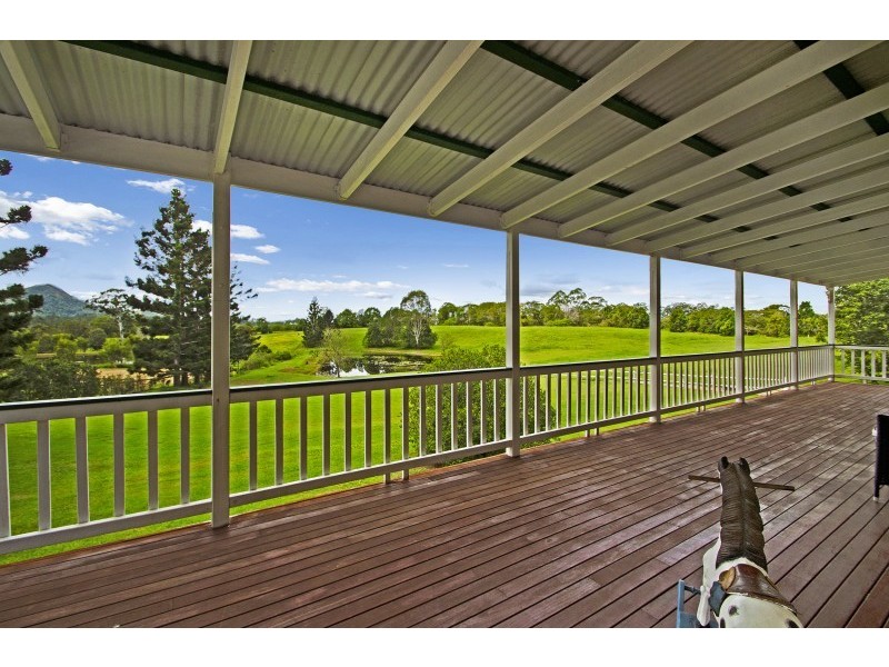 183 Ocean View Road, Cooroy QLD 4563