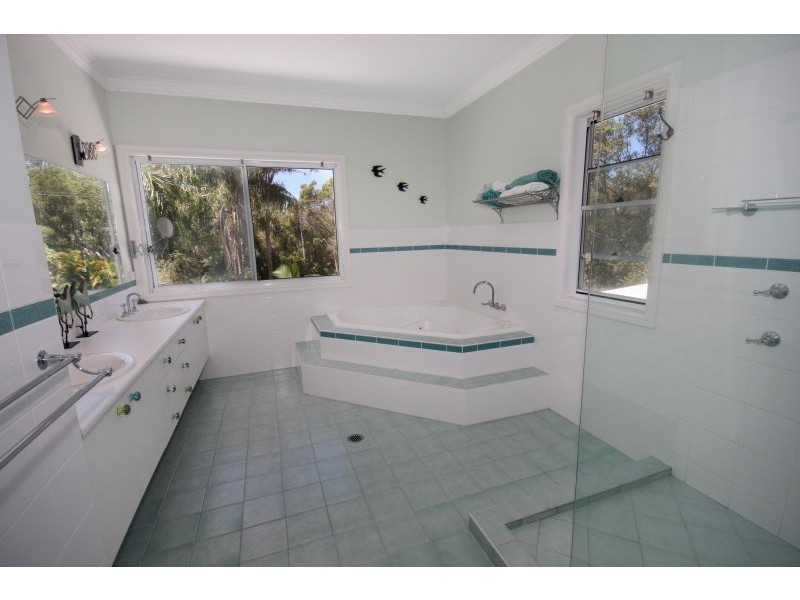 646 Cootharaba Road, Cootharaba QLD 4565