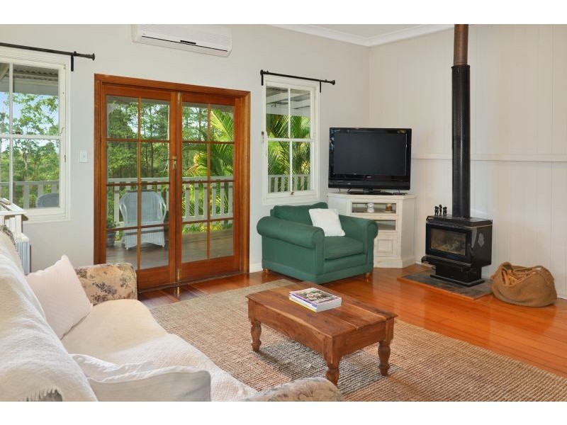 60 Forest Acres Drive, Lake Macdonald QLD 4563