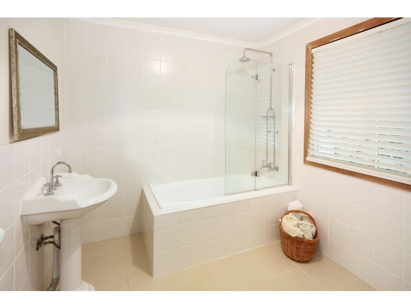 60 Forest Acres Drive, Lake Macdonald QLD 4563