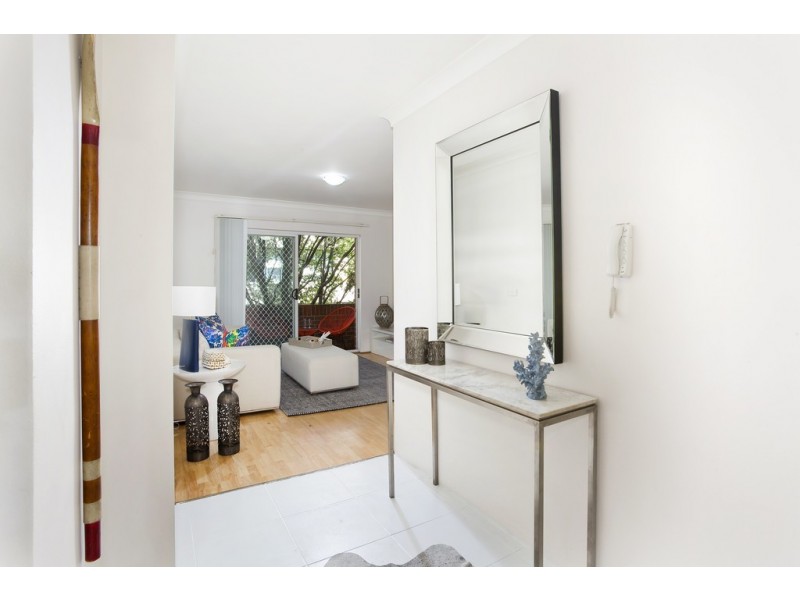 10/211 Old South Head Road, Bondi NSW 2026