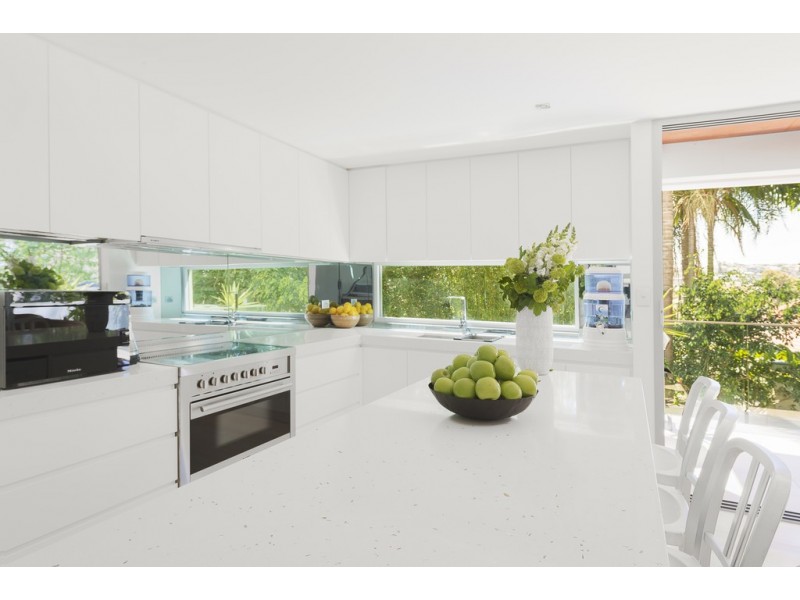 2A Roscoe Street, Bondi Beach NSW 2026