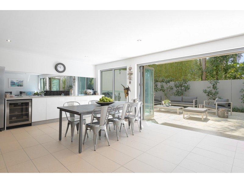 2A Roscoe Street, Bondi Beach NSW 2026