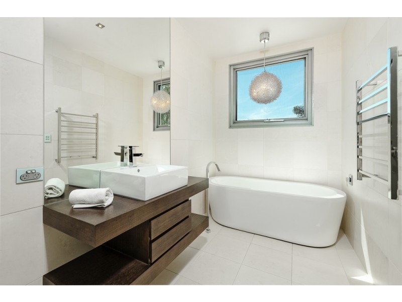 2A Roscoe Street, Bondi Beach NSW 2026