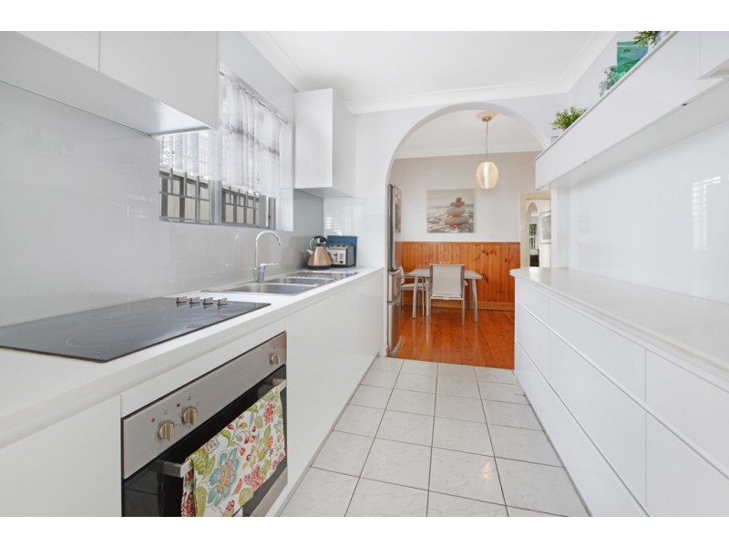 112 Beach Road, North Bondi NSW 2026