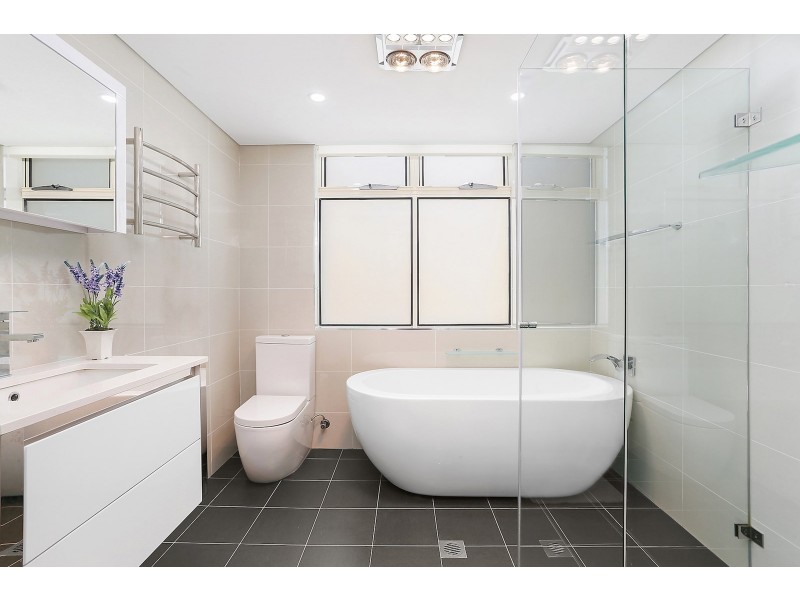 4 George Street, Dover Heights NSW 2030