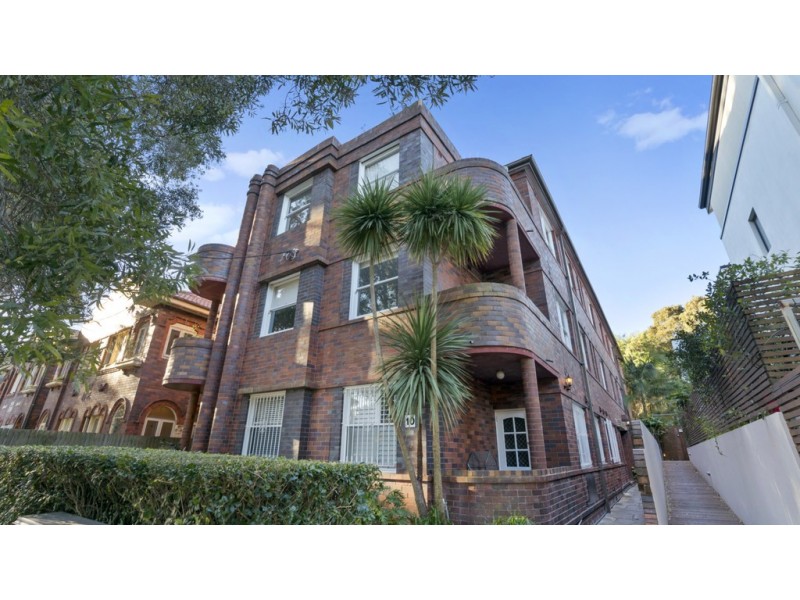 8/10 Warners Avenue, North Bondi NSW 2026