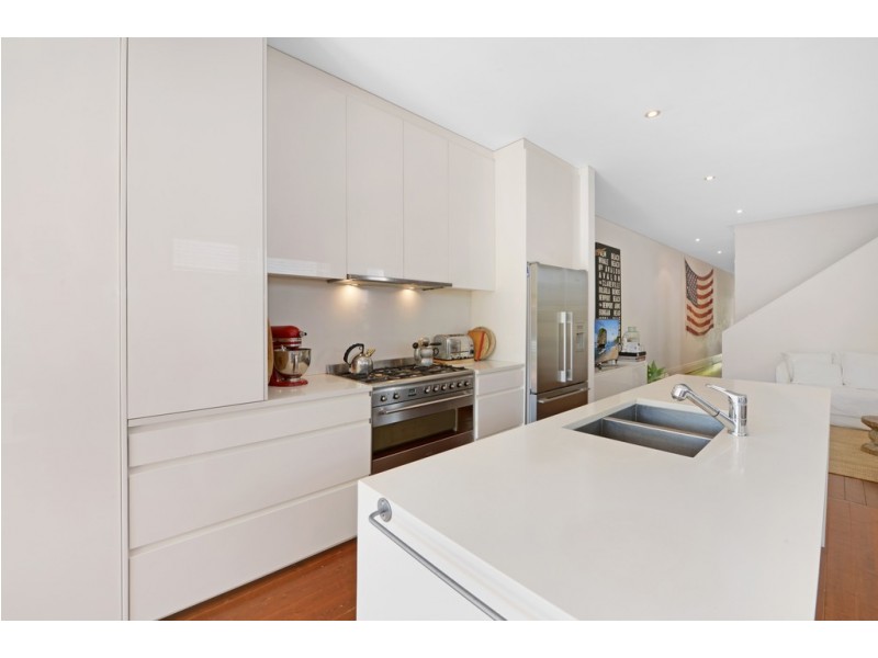 8 Rockley Street, Bondi NSW 2026