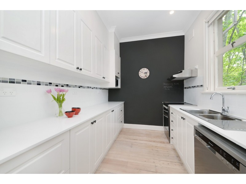 4/21 Trelawney Street, Woollahra NSW 2025