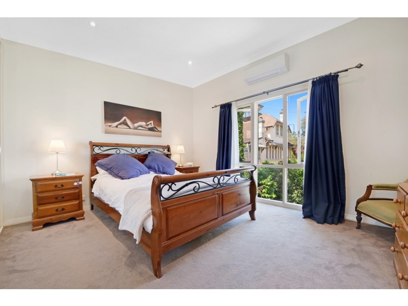 14 Edgecliff Road, Woollahra NSW 2025