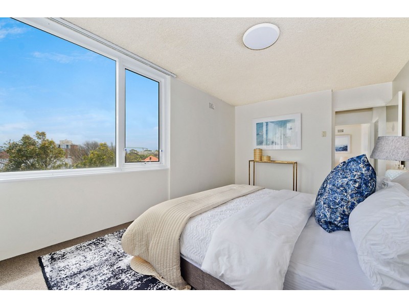 17/142 Old South Head Road, Bellevue Hill NSW 2023