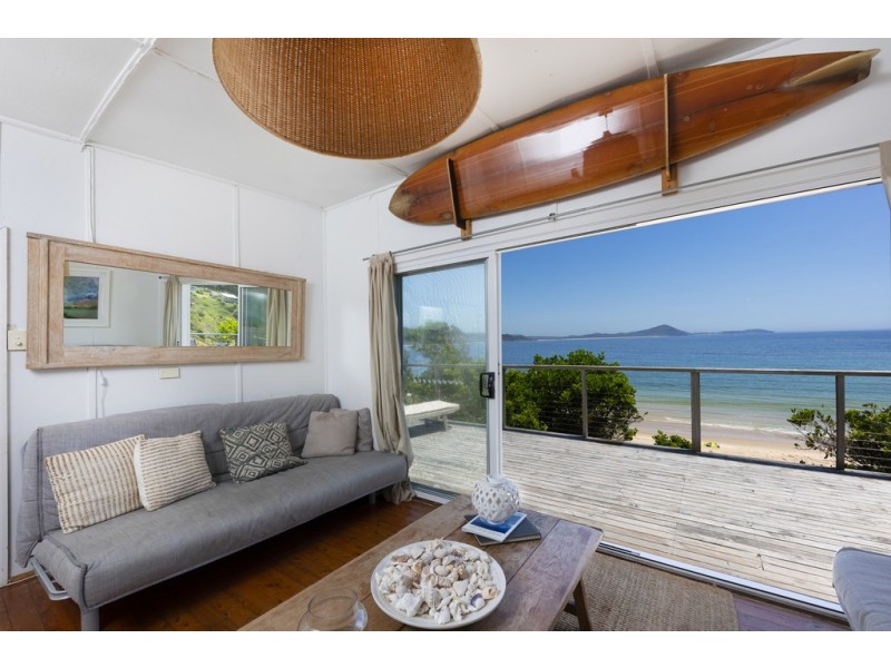 38 Kinka Road, Seal Rocks NSW 2423