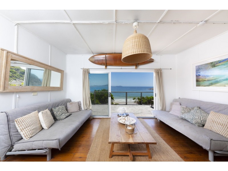 38 Kinka Road, Seal Rocks NSW 2423