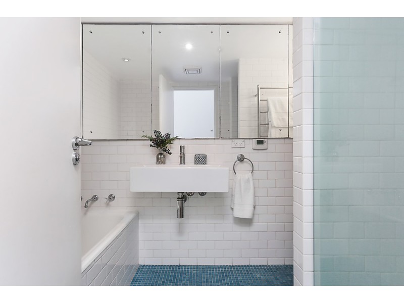 11/2-4 Notts Avenue, Bondi Beach NSW 2026