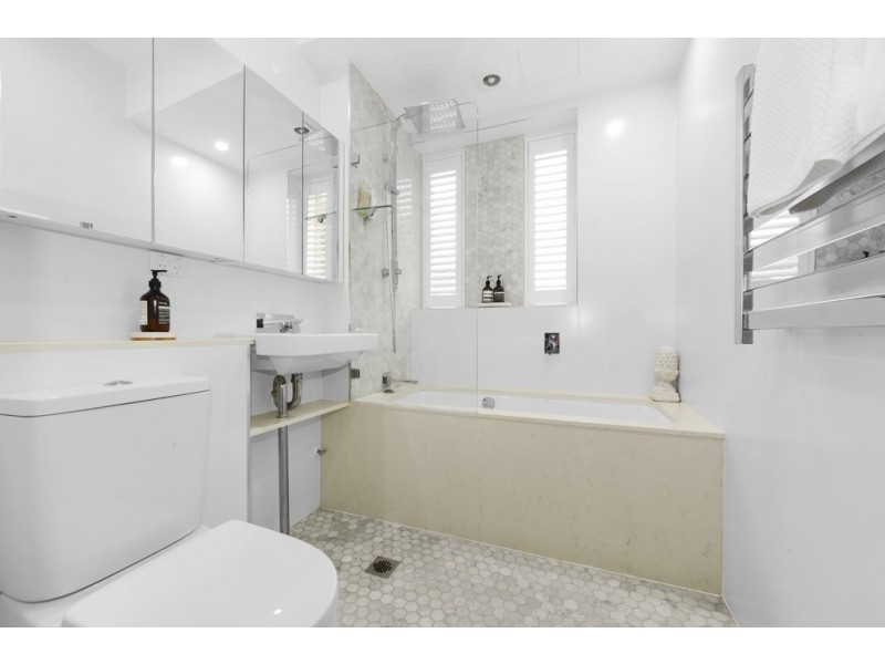 2/14 Francis Street, Bondi Beach NSW 2026