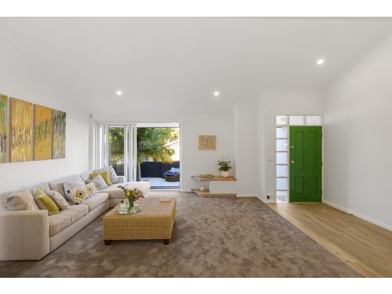 19 Anglesea Street, Bondi NSW 2026