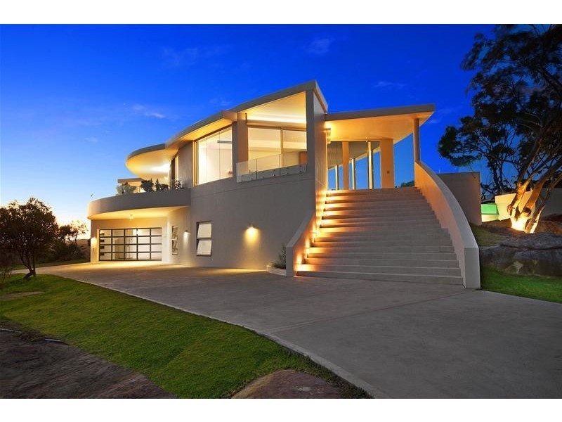 21 Caladenia Close, Elanora Heights NSW 2101