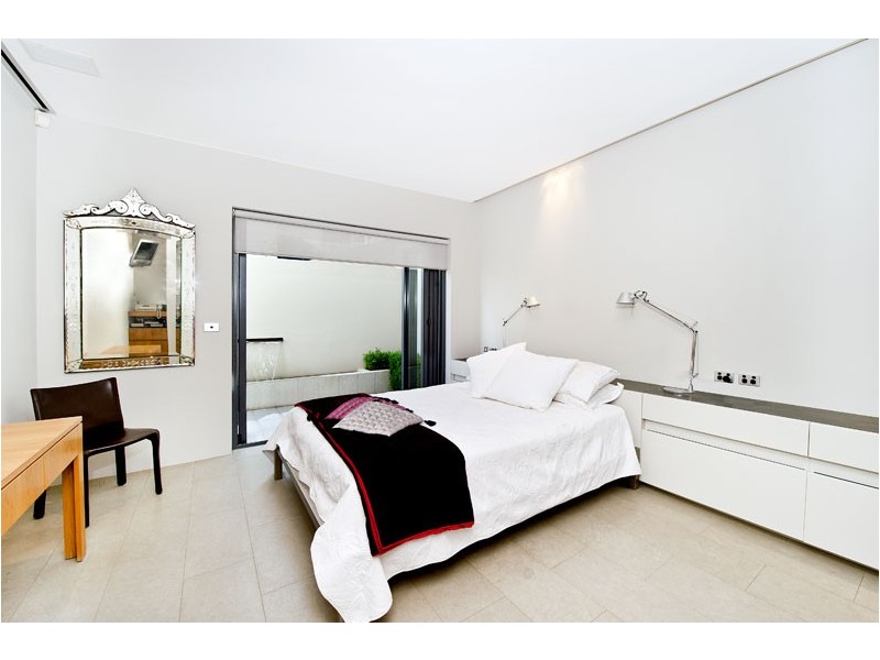 74B New Beach Road, Darling Point NSW 2027