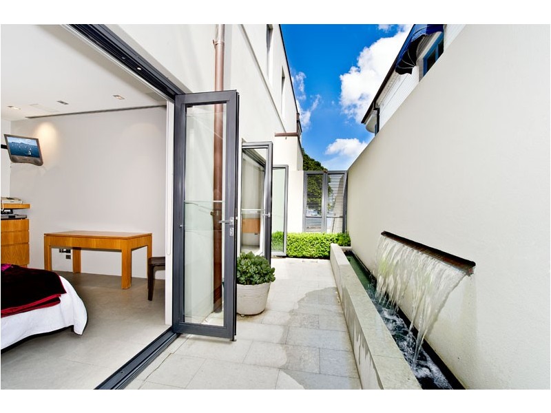 74B New Beach Road, Darling Point NSW 2027