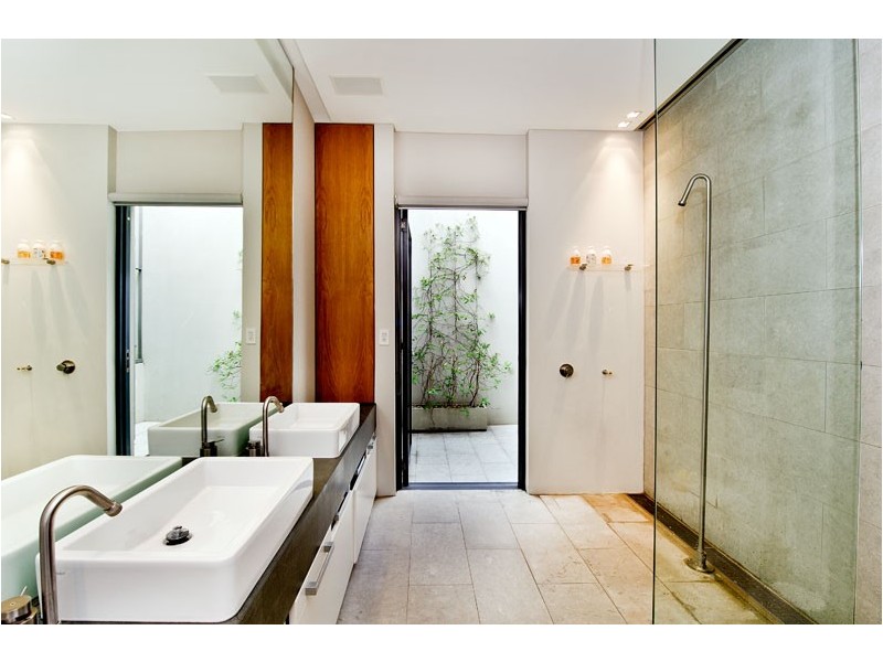 74B New Beach Road, Darling Point NSW 2027