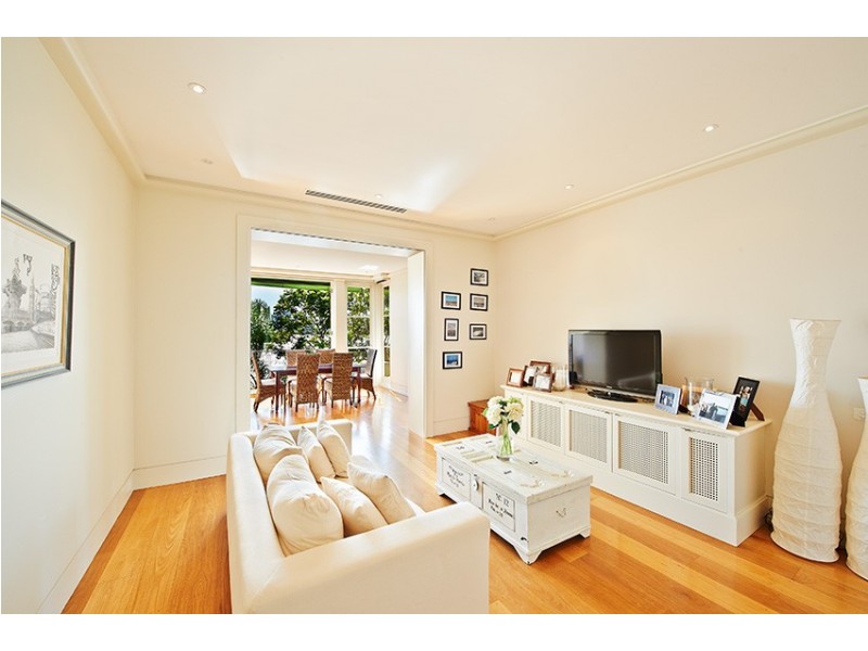 2/66 Wolseley Road, Point Piper NSW 2027